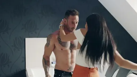 Julia de lucia bekommt einen Kick von gutem Ficken
