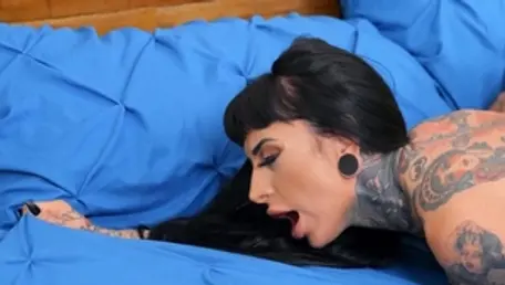 Hot & Mean: Payton Preslee in jeans ass fingering in the bed