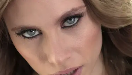 Two Big Cocks Breed Her Raw In Gonzo Style Sex