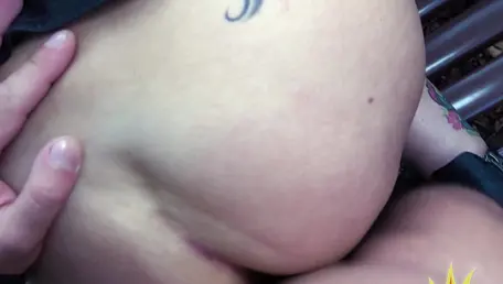 DownToFuckDating.com – Baise brutale dans un parc.
