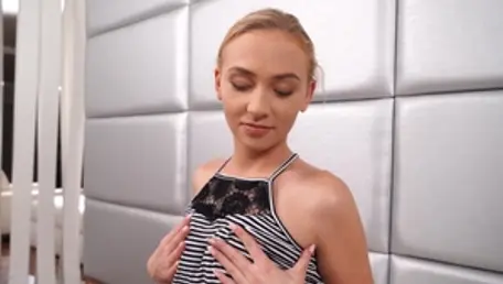 Solo rasierte Pussys von Mädchen mit dem Namen Jenny Wild ficken