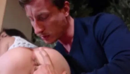 Hitzefrei.com – Tragada dura de lollipop en vestido